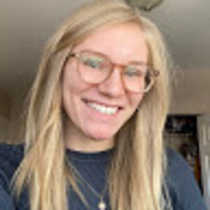 Meet your Posher, Steph